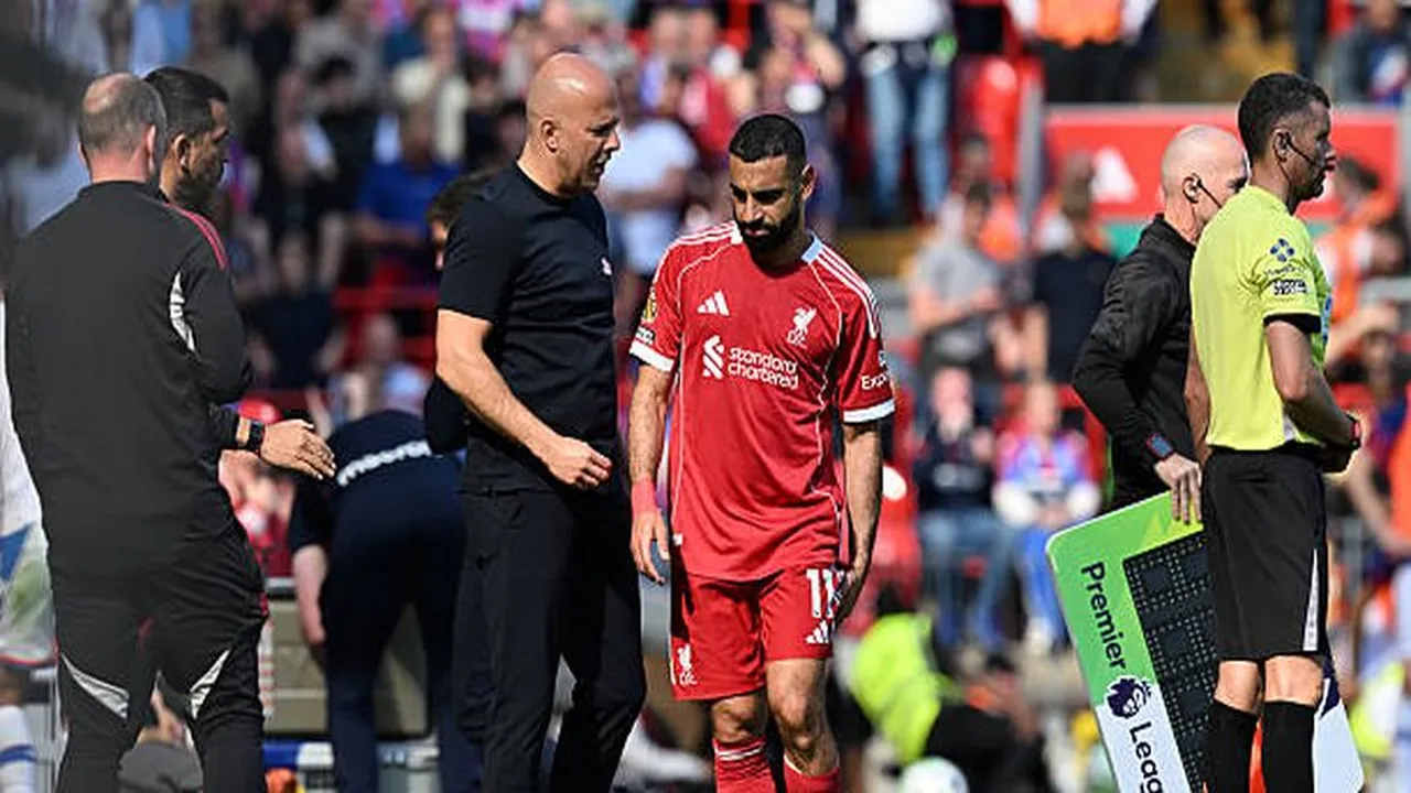 موقف محمد صلاح النهائي من كأس العالم عقب إصابته مع ليفربول يكشفه منتخب مصر